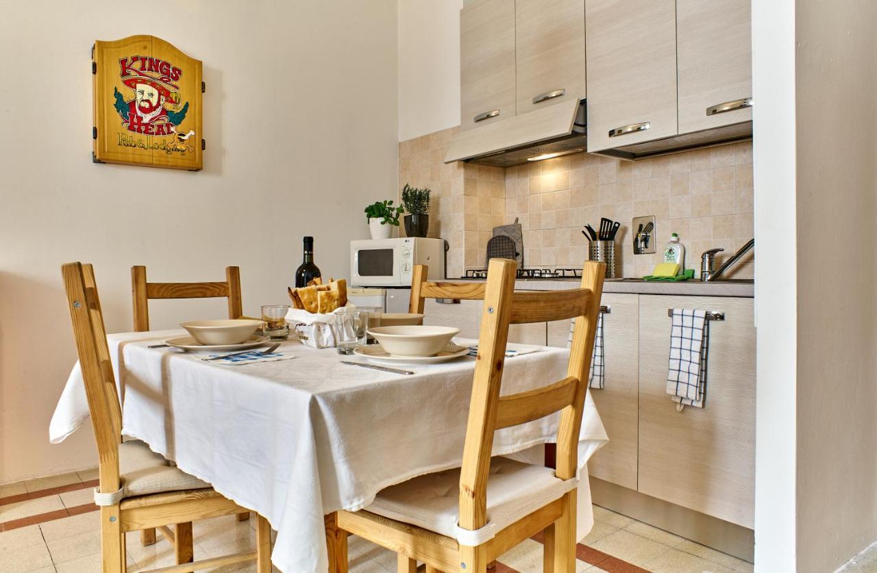 Apartament Colorato E Vivace Bilocale Lukka Zewnętrze zdjęcie